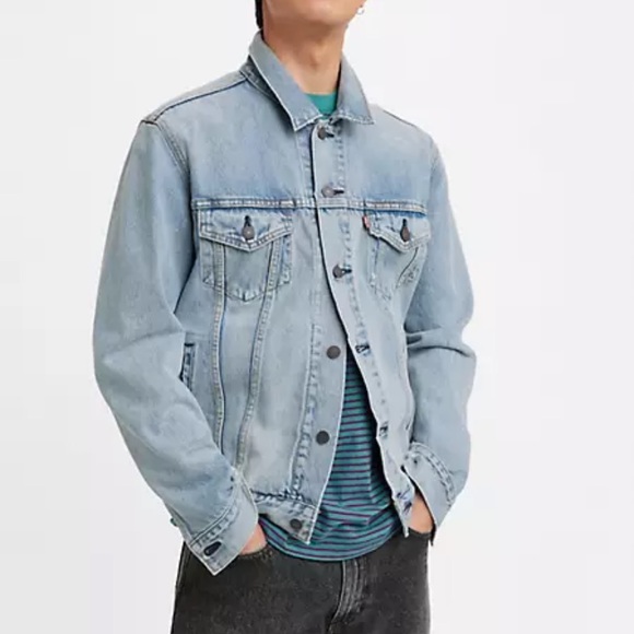 Levi’s trucker denim jean jacket - Picture 1 of 3